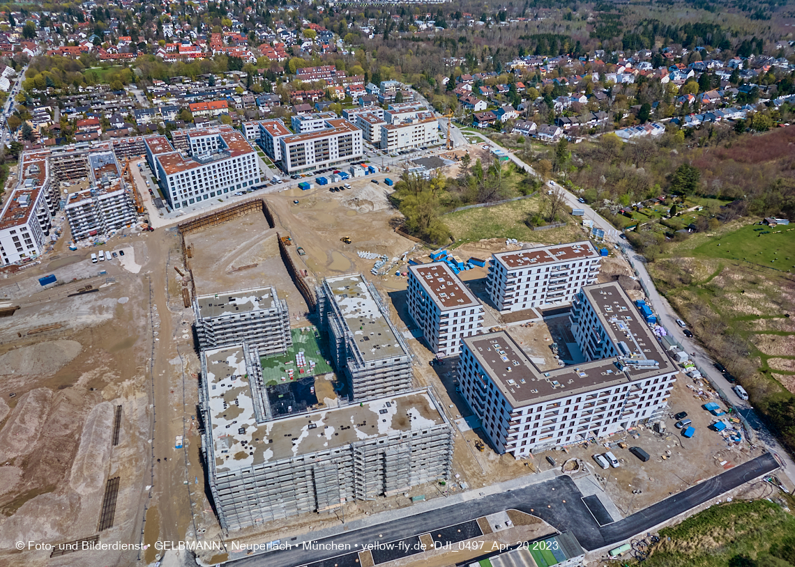 21.04.2023 - Luftbilder von der Baustelle Alexisquartier und Pandion Verde in Neuperlach